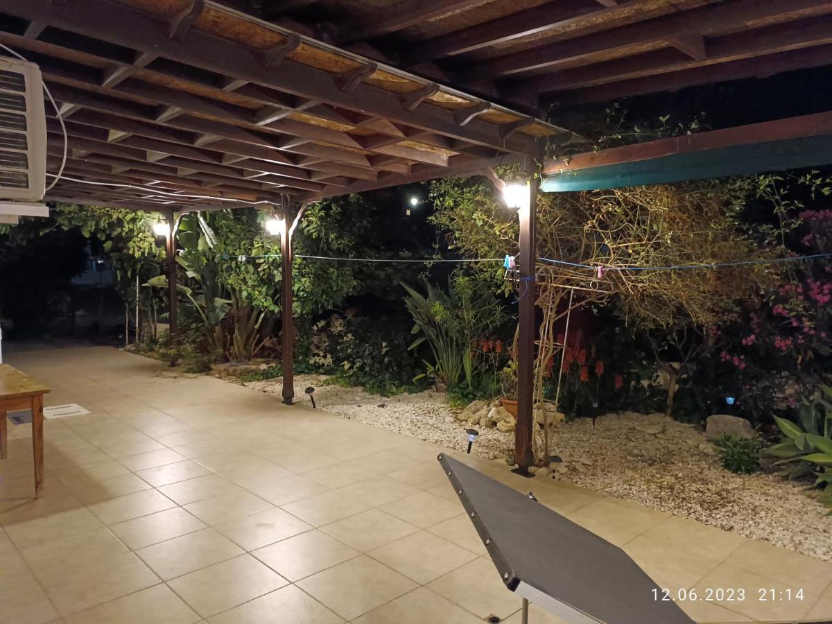 Ferienhaus_Familykrausz ペルボニア エクステリア 写真