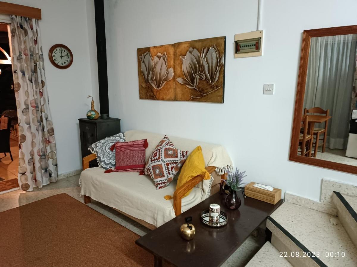 Ferienhaus_Familykrausz ペルボニア エクステリア 写真