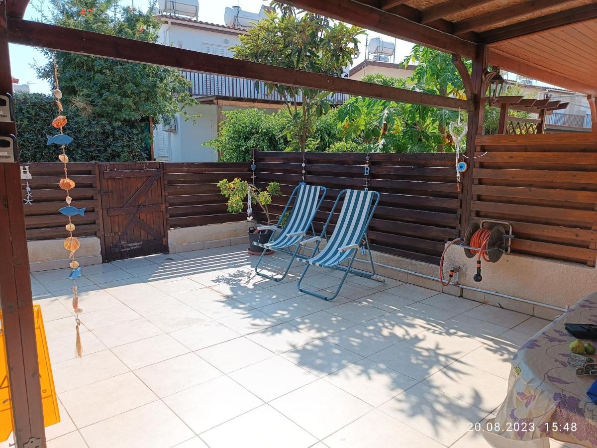 Ferienhaus_Familykrausz ペルボニア エクステリア 写真